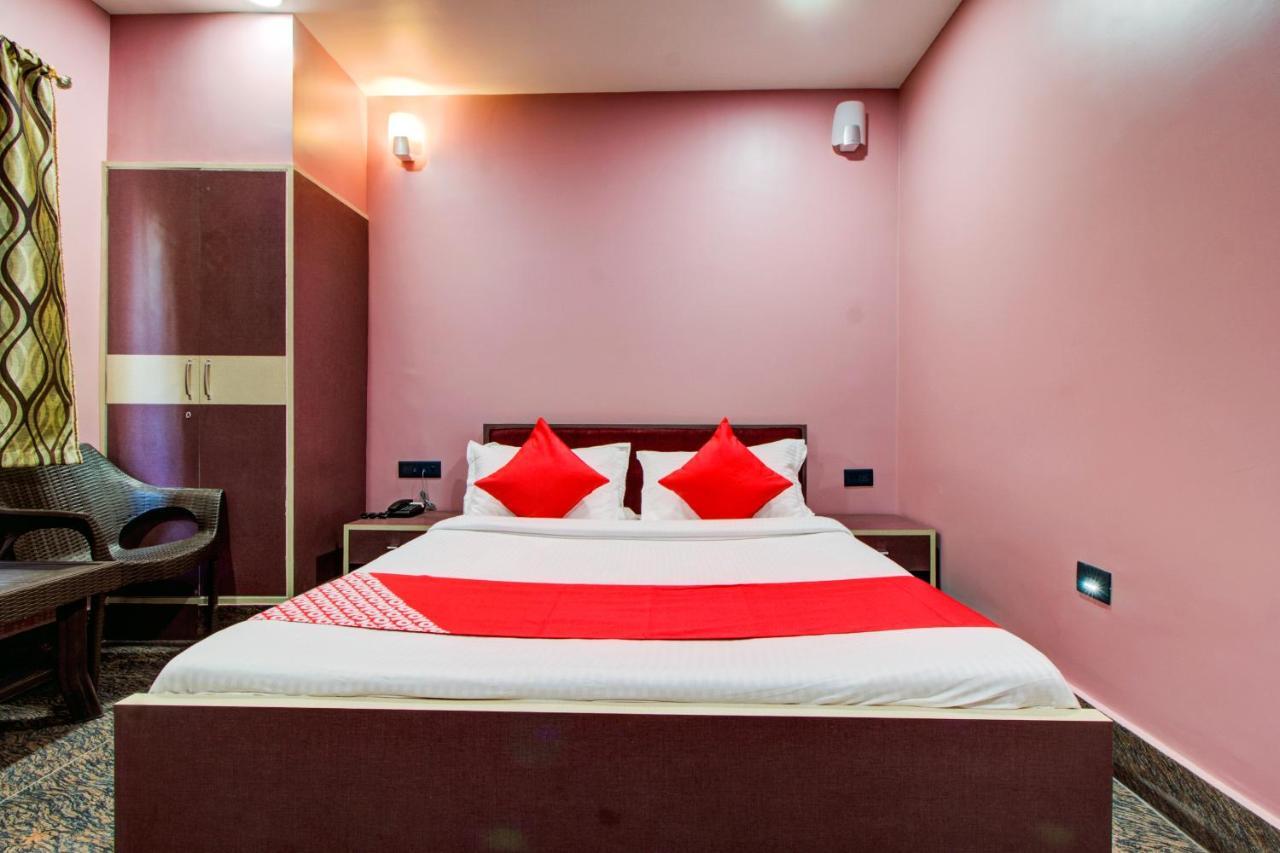 Oyo 16871 Anant Home Stay Σιλόνγκ Εξωτερικό φωτογραφία