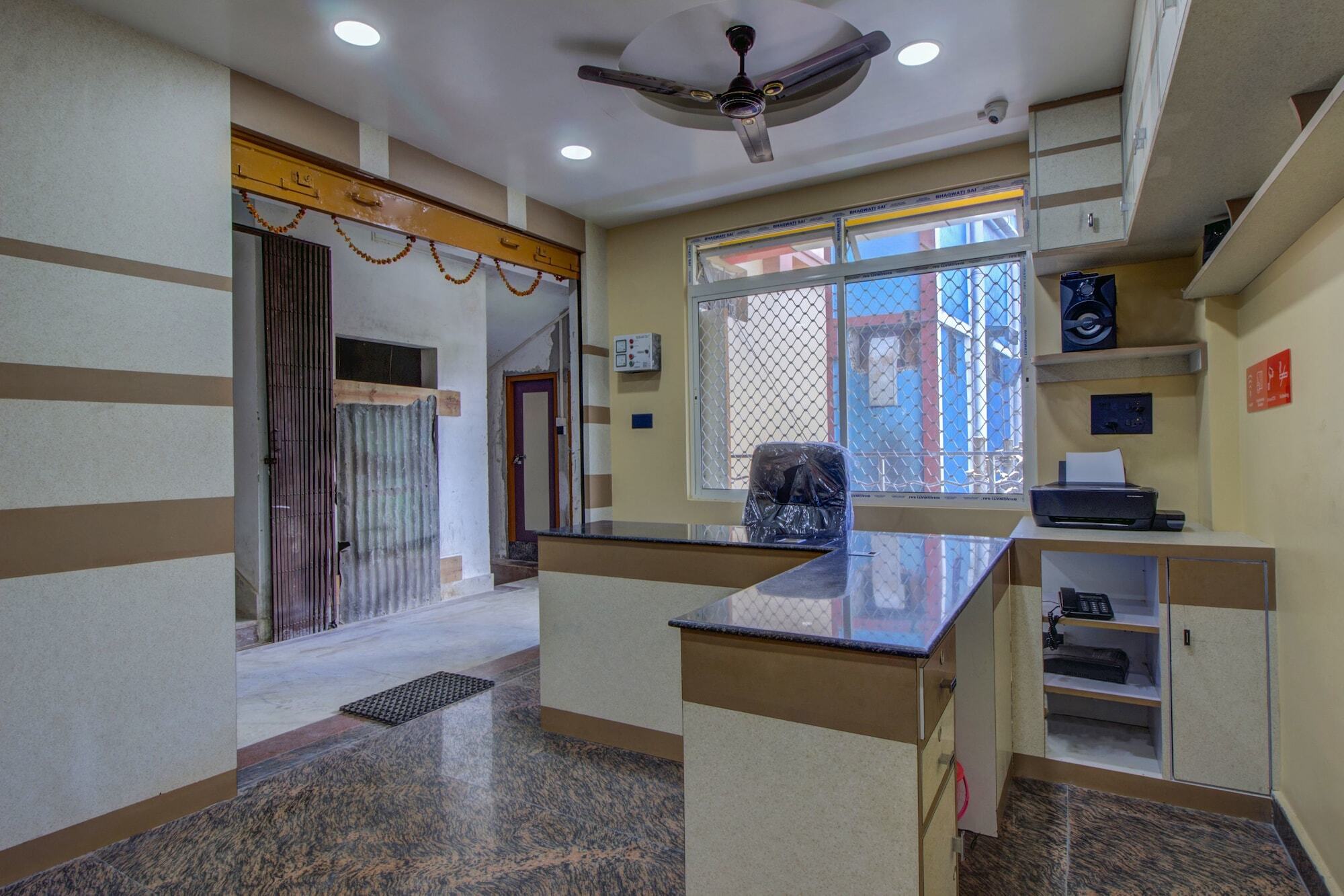Oyo 16871 Anant Home Stay Σιλόνγκ Εξωτερικό φωτογραφία